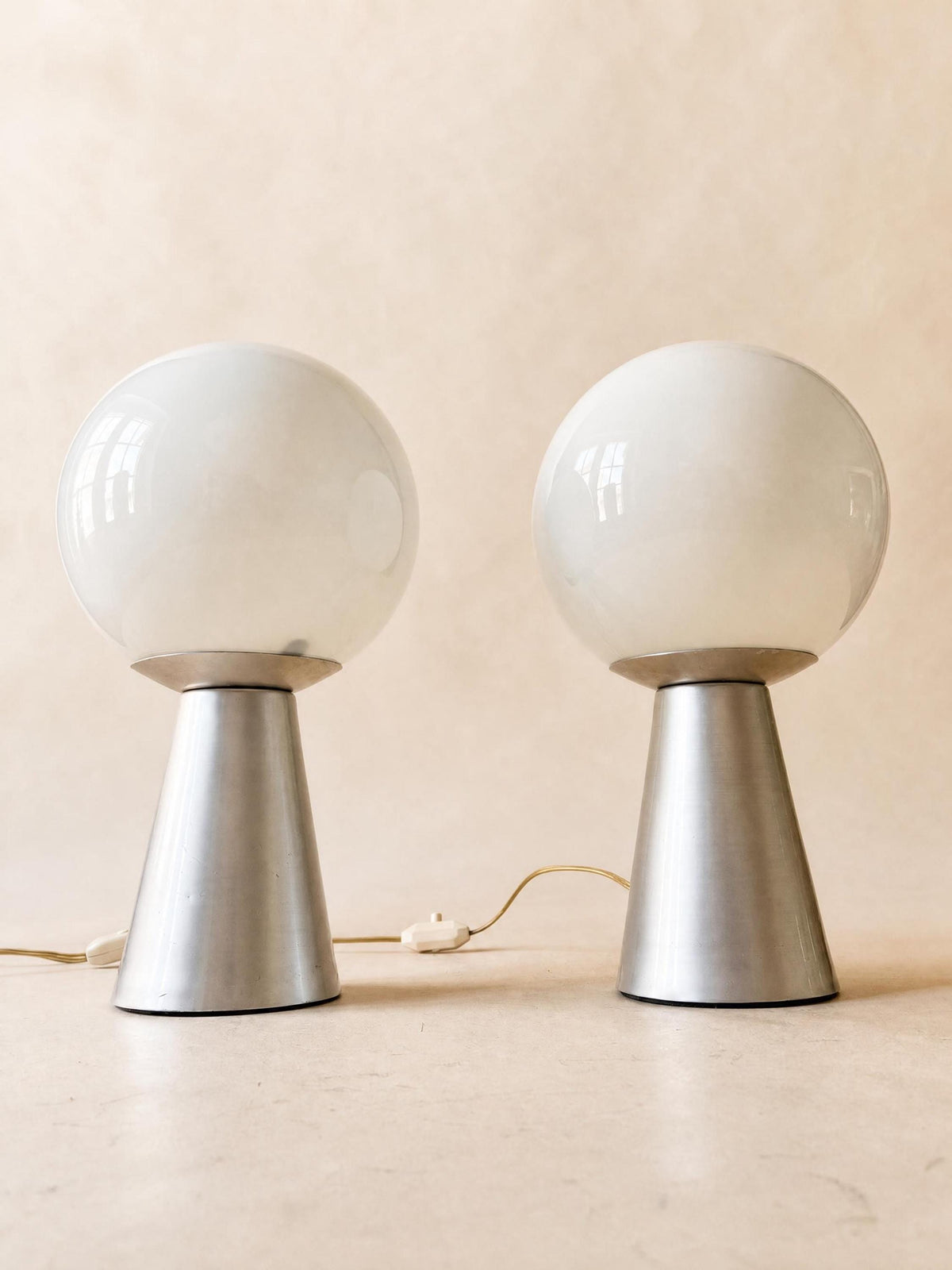 Italian 70s Opaline Glass Table Lights, Pair of Globe Lamps on Brushed Aluminium Base — photo 4