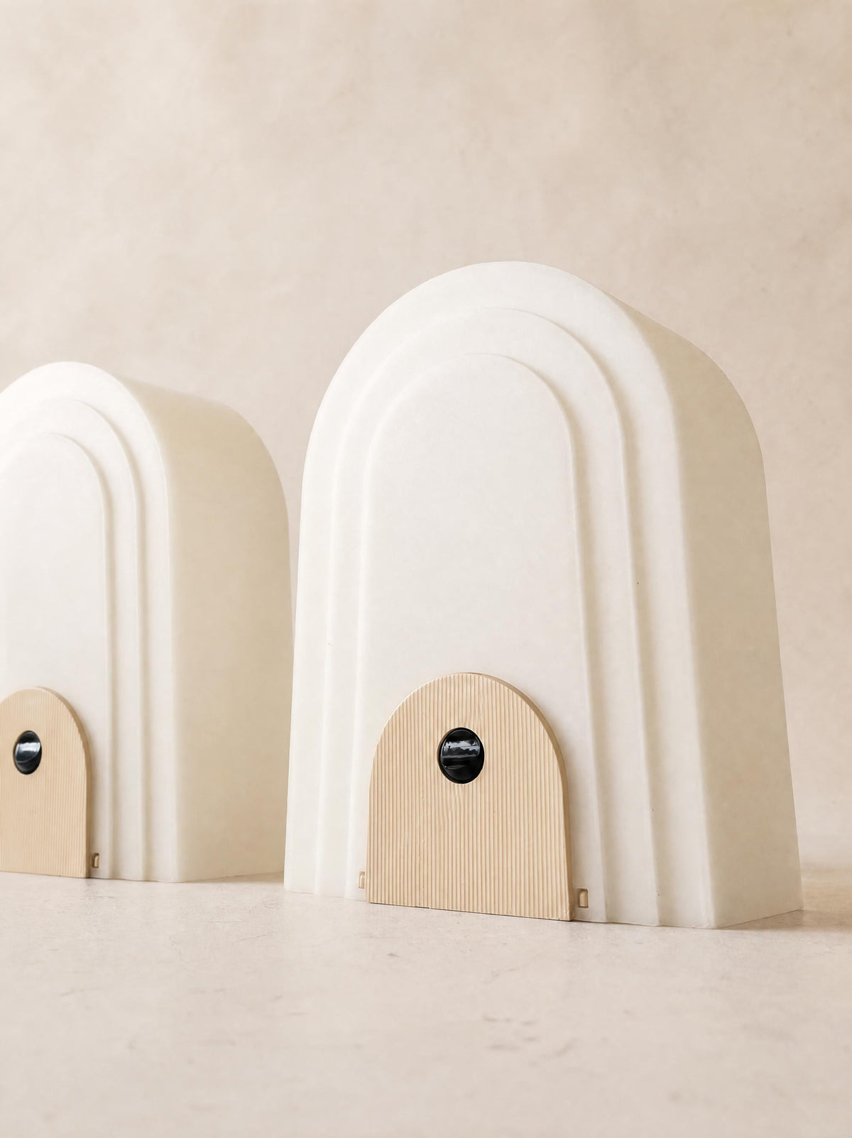 Vintage Italian 80s Targetti Table Lamp Pair in Frosted Resin — photo 4