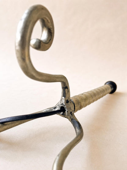 Italian Post-Modern 80s Table Lamp Base | Tripod Scroll Foot Accent Light — photo 6