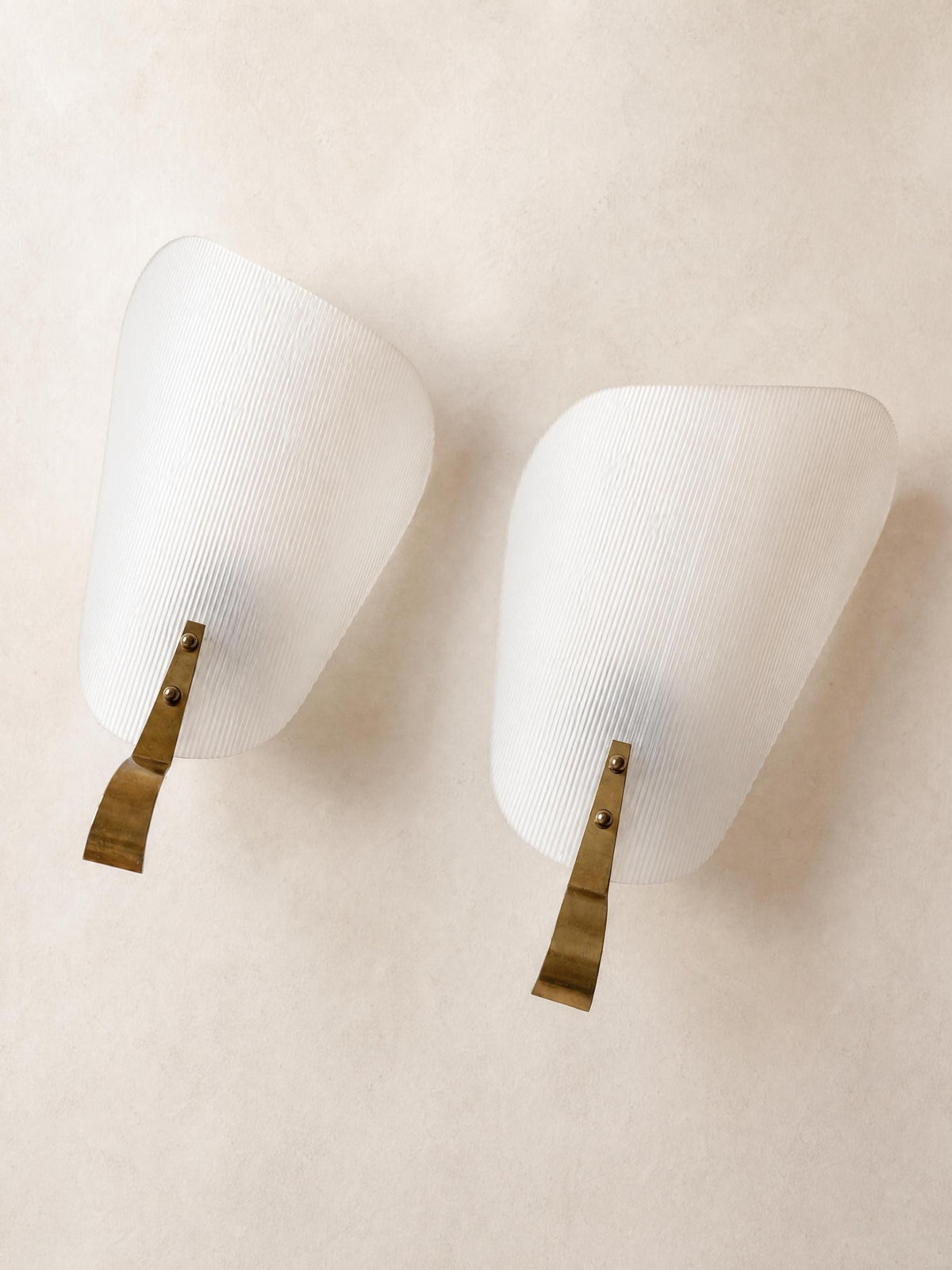 Italian 50s Perspex Wall Sconces with Brass, Pair of Sculptural Wall Lights — photo 3
