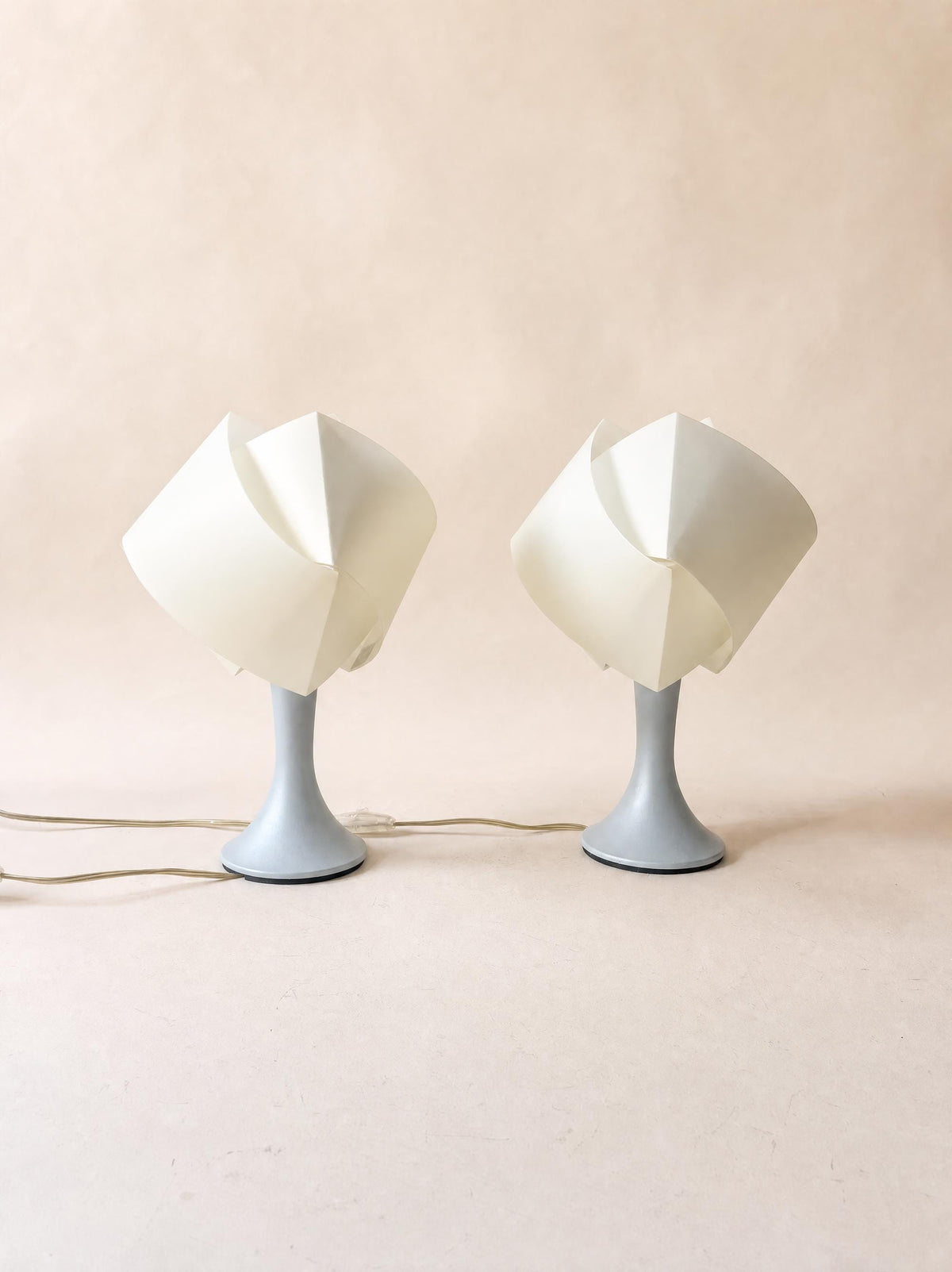 Pair of Vintage 90s Slamp Gemmy Table Lamps, Italian Resin Lights by 7Notti — photo 1