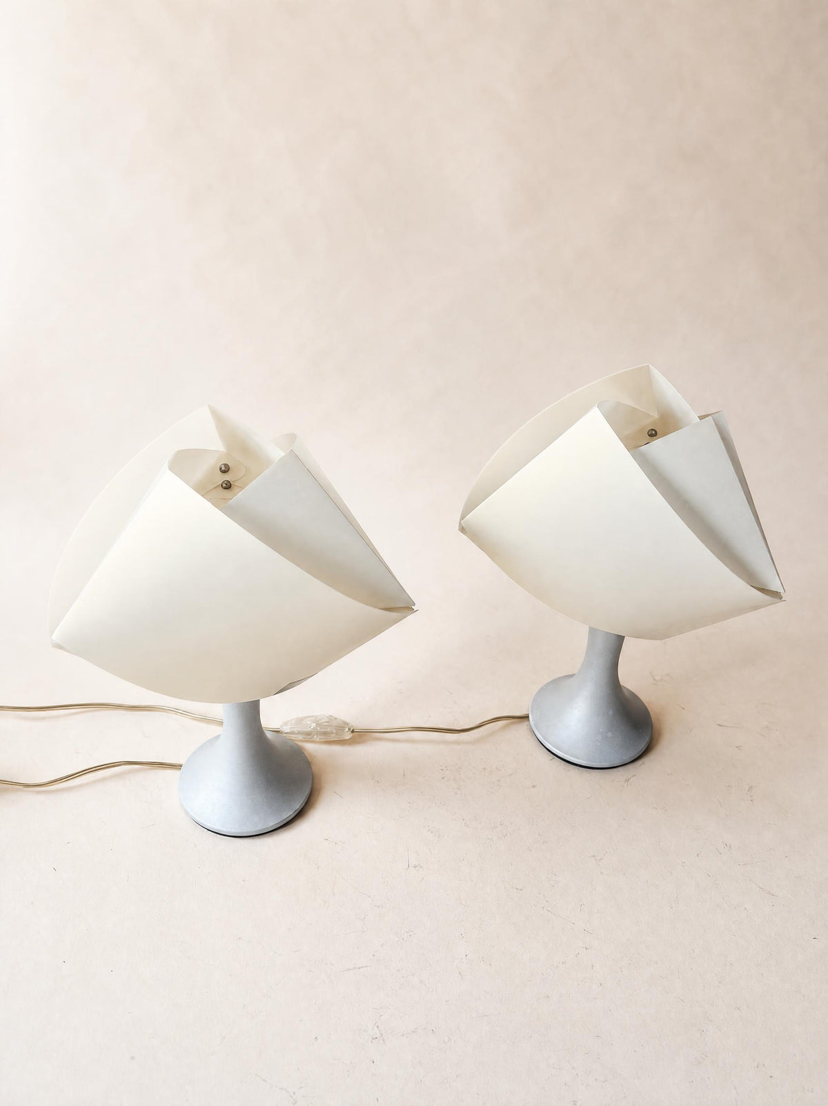 Pair of Vintage 90s Slamp Gemmy Table Lamps, Italian Resin Lights by 7Notti — photo 5
