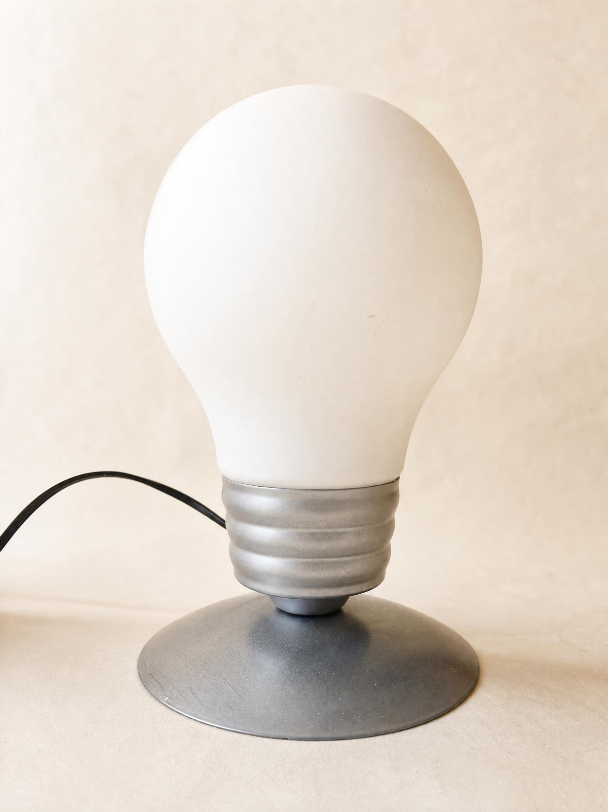 Vintage 90s Bulb Shaped Milk Glass Table Lamps by Idea — photo 3