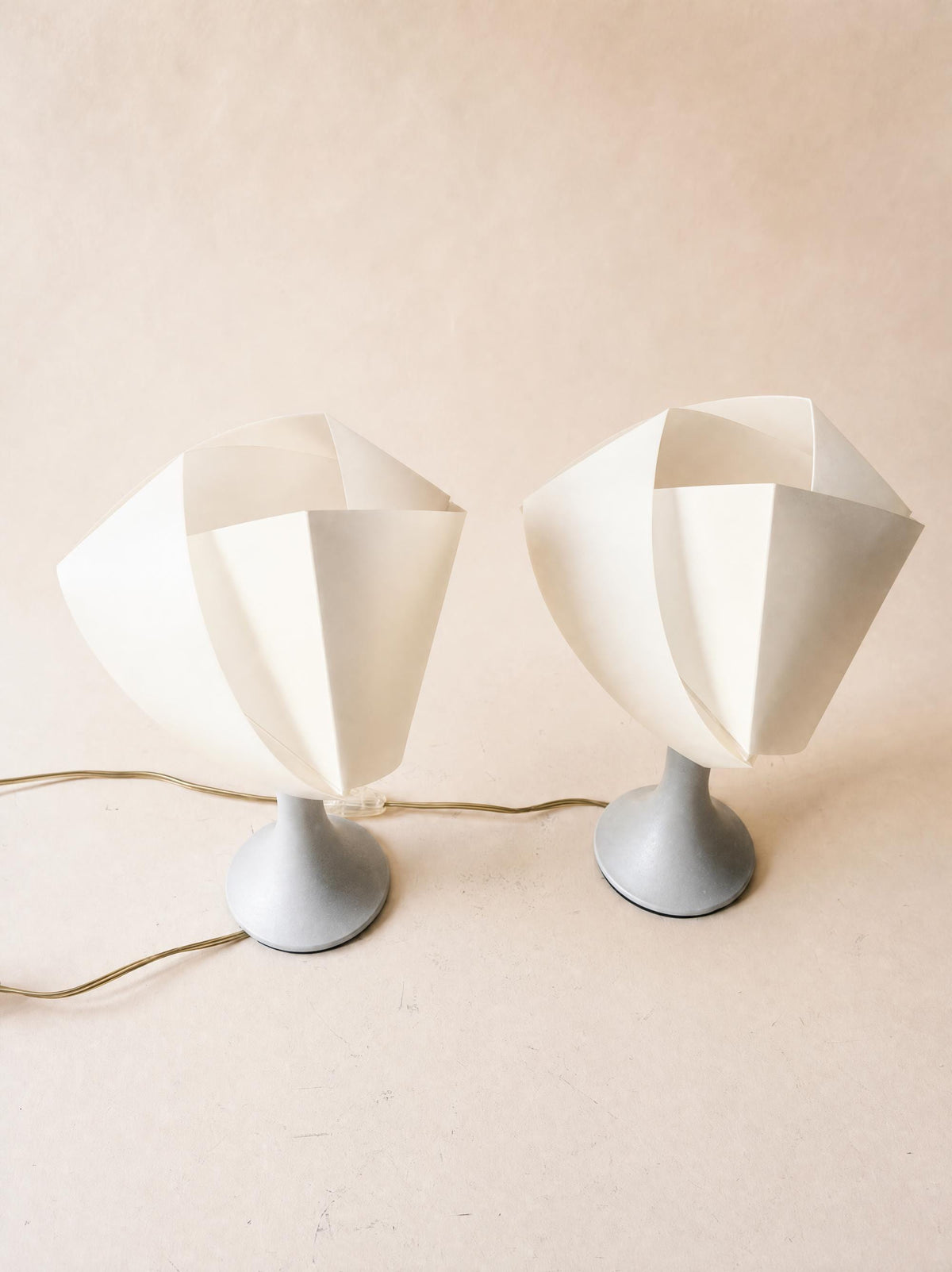 Pair of Vintage 90s Slamp Gemmy Table Lamps, Italian Resin Lights by 7Notti — photo 4