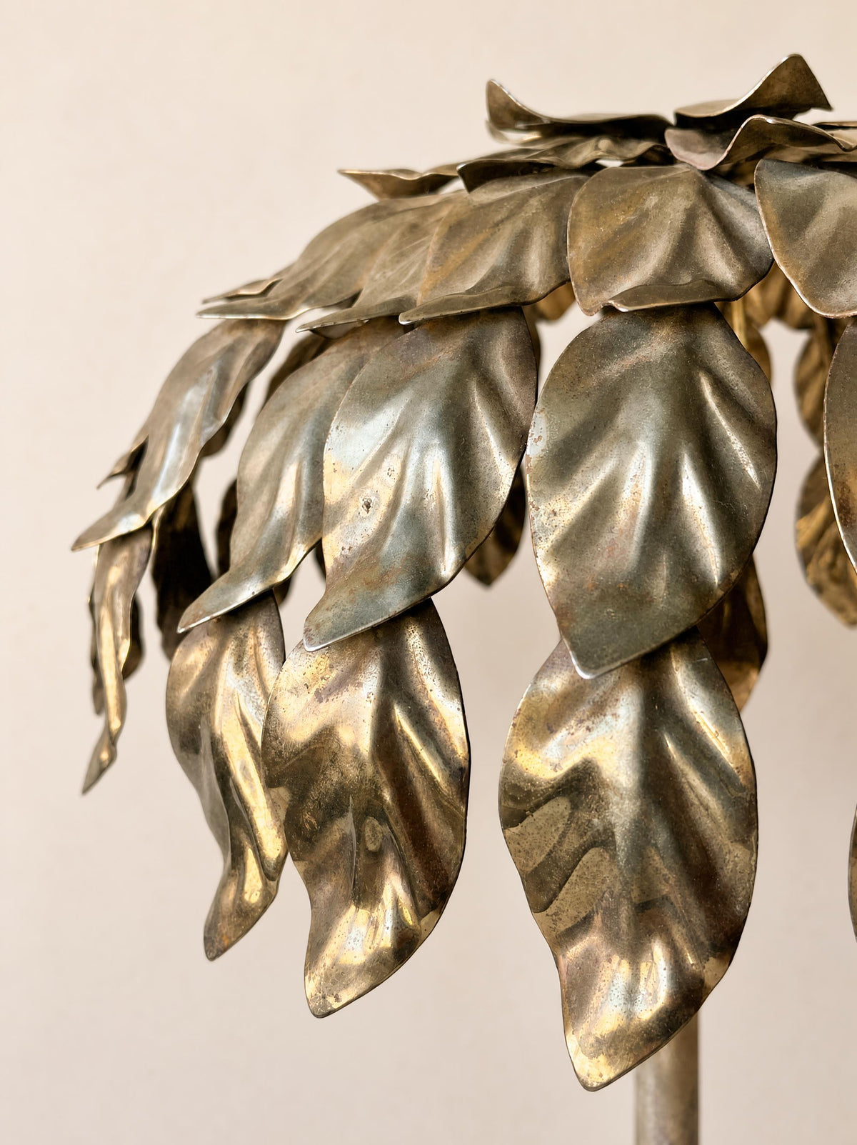 Vintage Italian 70s Brass Lotus Leaf Table Lamp, Hollywood Regency Style — photo 4