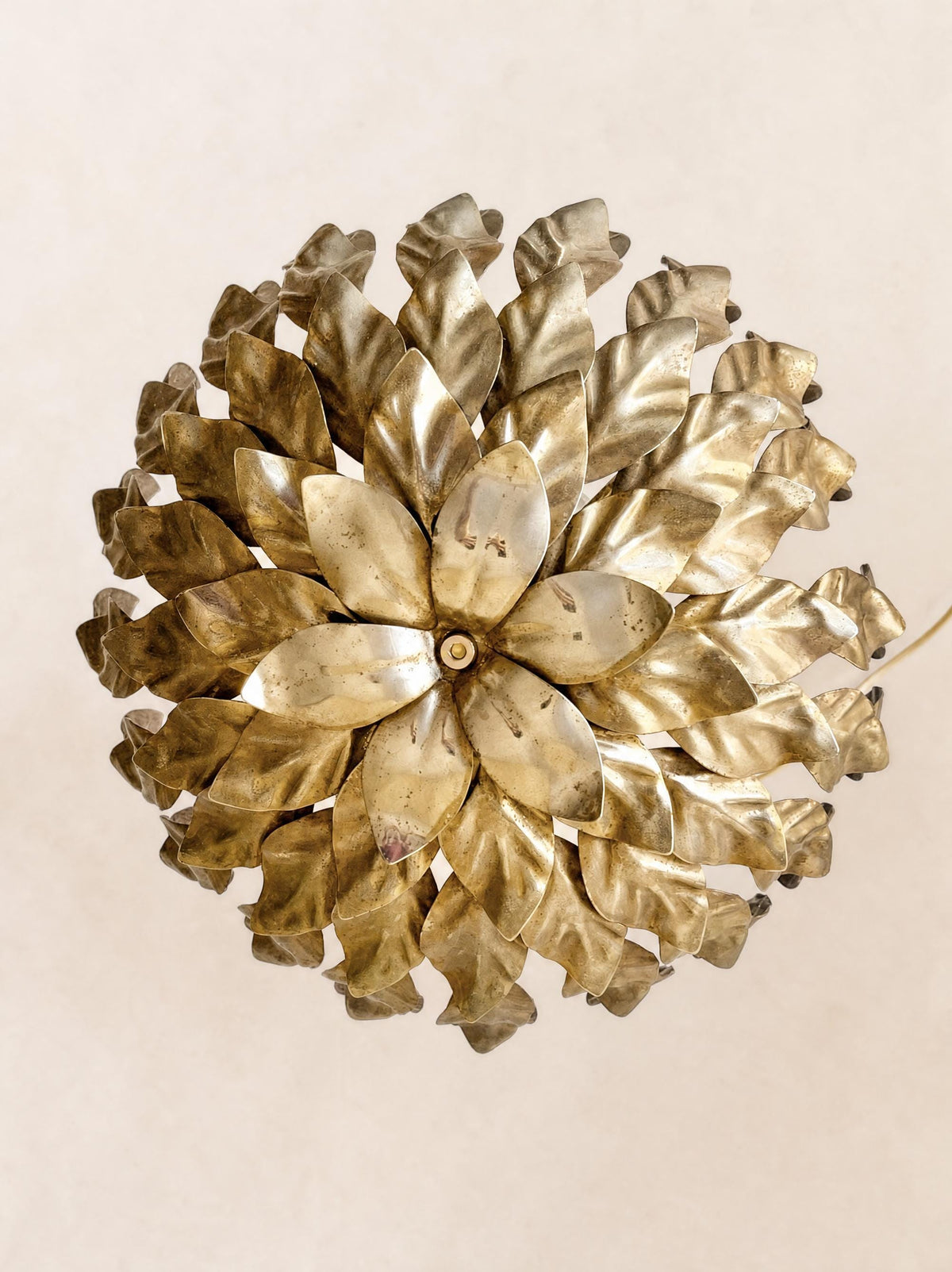 Vintage Italian 70s Brass Lotus Leaf Table Lamp, Hollywood Regency Style — photo 8