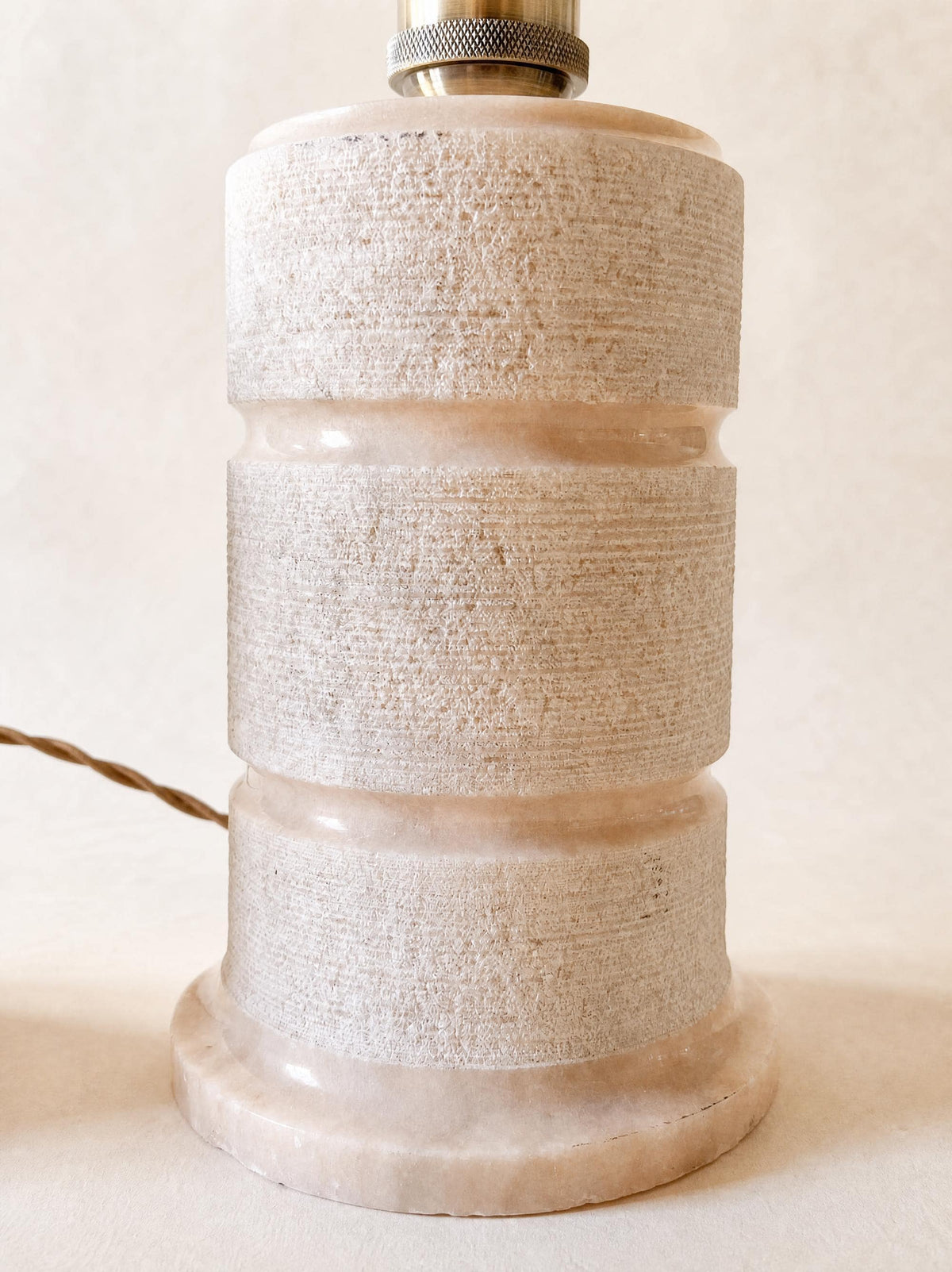 Pair of Vintage 60s Portuguese Pink Marble Table Lamp Bases, Évora Marble — photo 3